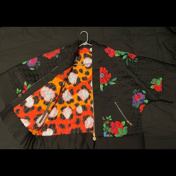 ✨🌟KENZO reversible flower/cheetah Kimono jacket🌟✨ - Picture 2 of 9